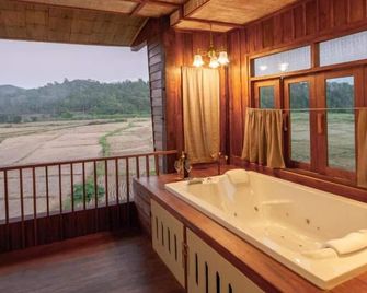 Sang Poy Cottage - Mae Hong Son
