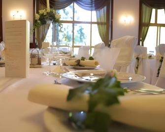 Hotel Tokert Szalloda Es Etterem - Lillafüred - Dining room
