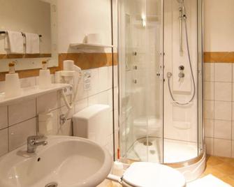 Hotel Gisela - Kufstein - Bathroom