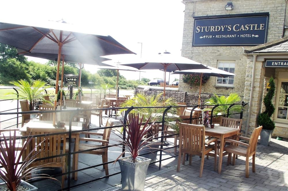 Sturdy's Castle Country Inn - Kidlington