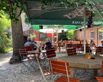 Homeplanet Hostel - Leipzig - Uteplats