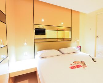 Hotel Sogo Alabang Rotonda - Muntinlupa - Habitación