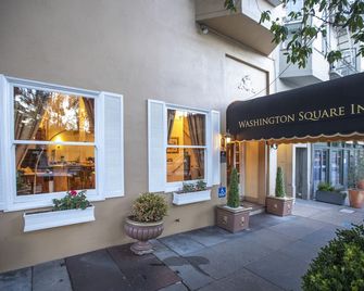 Standard Queen Room with Private External Bathroom - San Francisco - Edificio