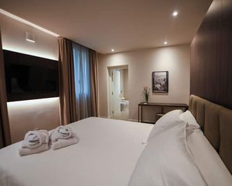 Modena Relax Luxury Rent Rooms - Modena - Bedroom