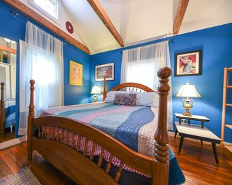 Chicopee Rose Cottage - Pet & Family Friendly, Back Deck, Near Downtown & Uga - Athens - Bedroom
