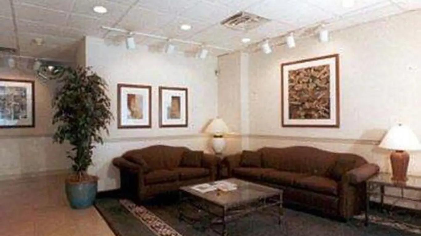Roosevelt Inn at Roosevelt Blvd, Philadelphia, PA