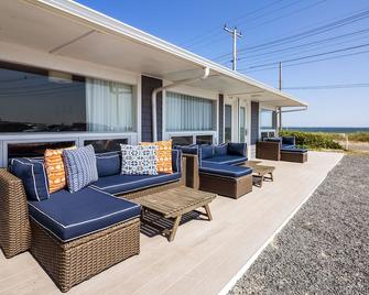 Breakwater Hotel - Provincetown - Patio