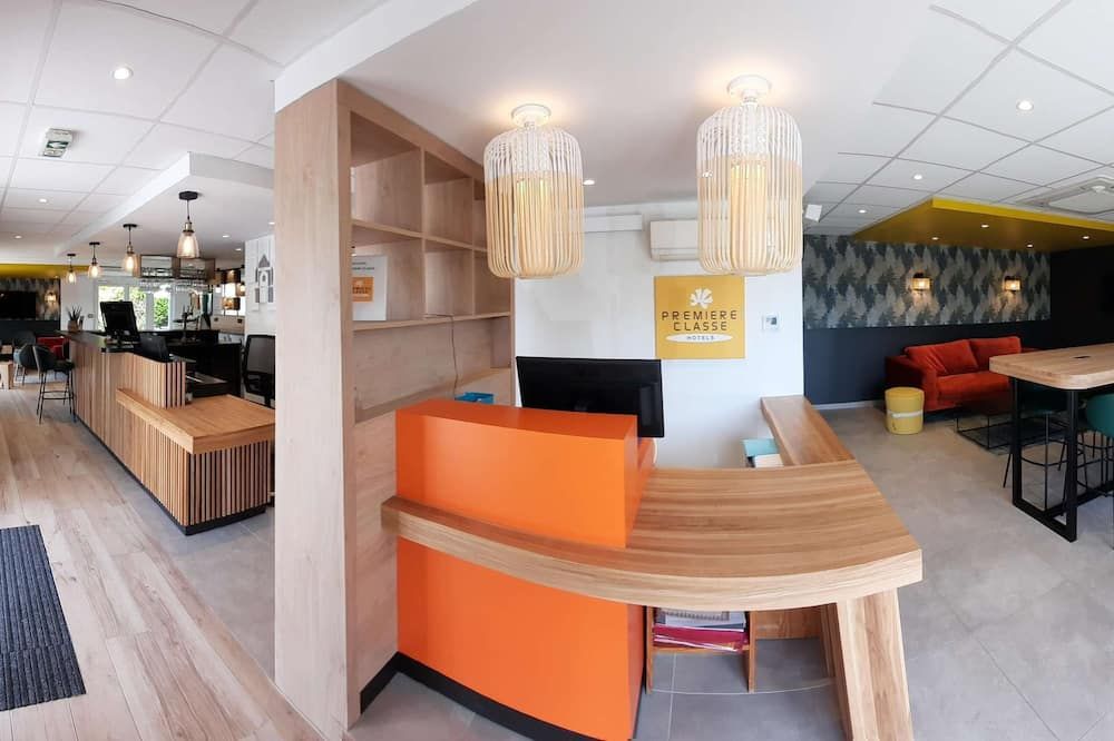 بريمير كلاس تروي سود - بوشير