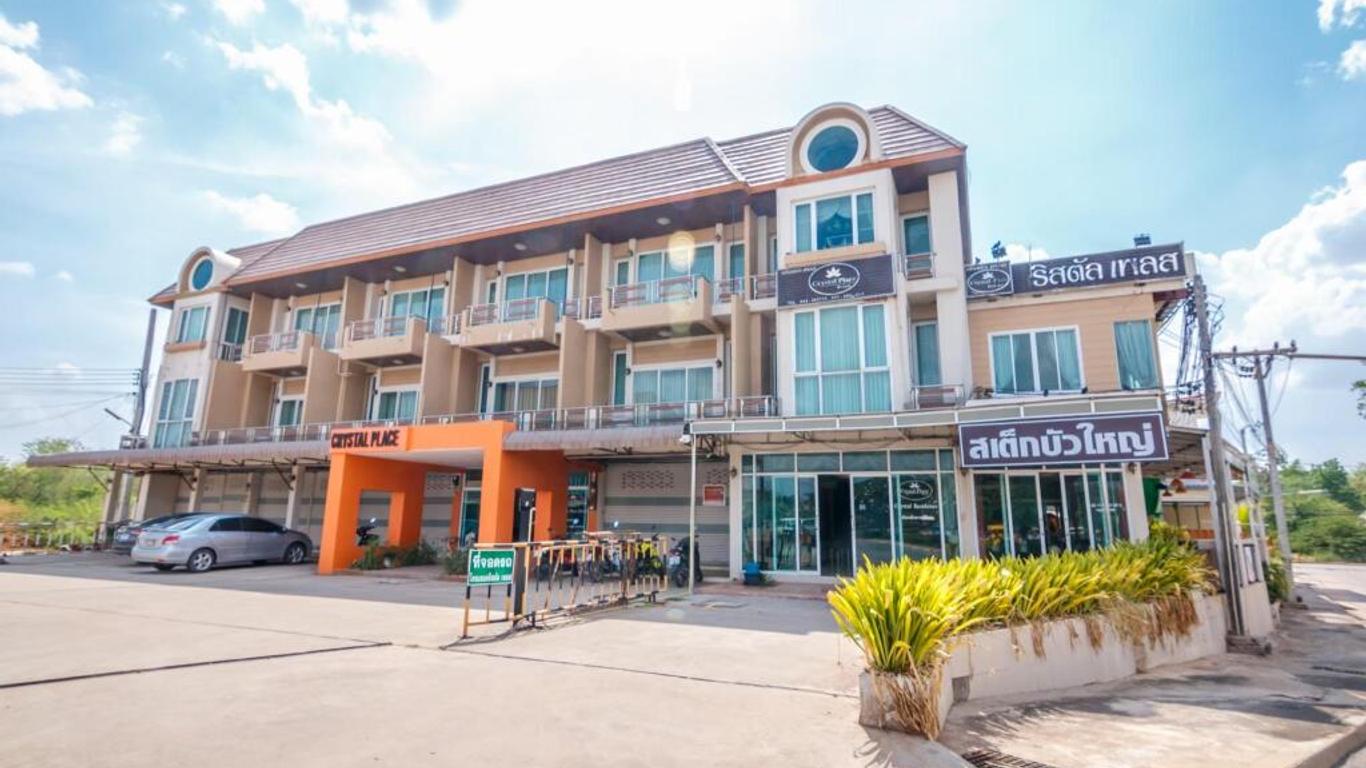 Crystal Place Buayai