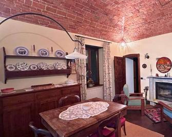 LA Casa sul Bricco by To Room - F - Murazzano - Comedor