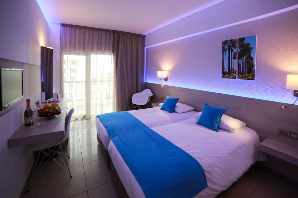 Les Palmiers Beach Hotel - לרנקה