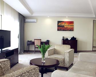 Bintumani - Freetown - Sala de estar