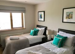 Portrush Golf House: Stunning 5 double bed house opposite Royal Portrush GC - Portrush - Habitación