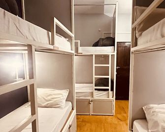 Madpackers Goa - Anjuna - Habitación