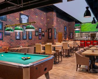 Ibis Styles Dragon Mart Dubai - Dubai - Bar
