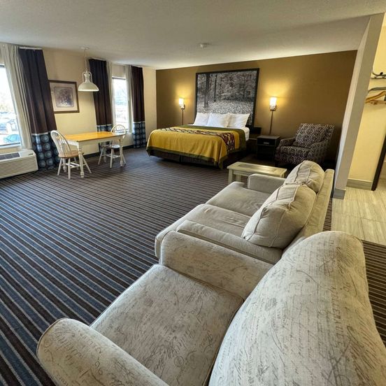 Bedroom view of Super 8 by Wyndham Columbia Clark Lane