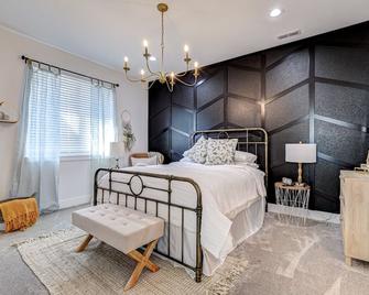 Wine Country Townhome - Prosser - Bedroom