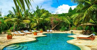Chale Island Resort - Funzi - Pool