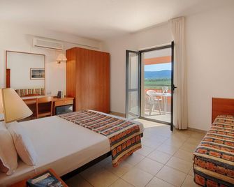 Hotel Palme Gemelle - וייסטה - חדר שינה