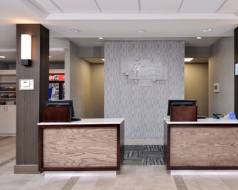 Holiday Inn Express & Suites Lafayette By IHG - Lafayette - Toà nhà