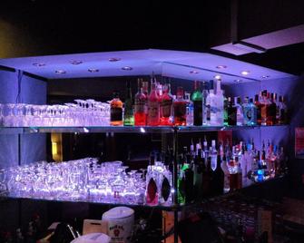 Eurobar & Hotel - Oxford - Baari