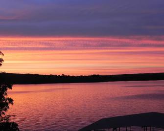 On the Shore of Lake Dardanelle Pet Friendly Waterfront Cabin \n - Dardanelle - Outdoors view