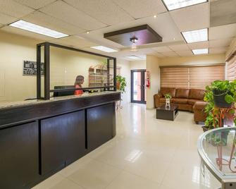Hotel Sntenario - Bajonal - Recepción