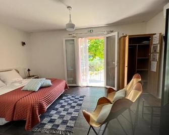 Bastide Des Martelieres - Salon-de-Provence - Schlafzimmer