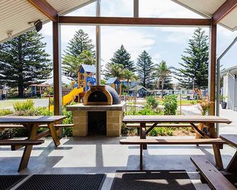 Nrma Shellharbour Beachside Holiday Park - Shellharbour
