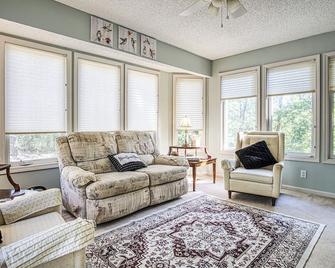 5 Paterna Lane - Hot Springs Village - Sala de estar