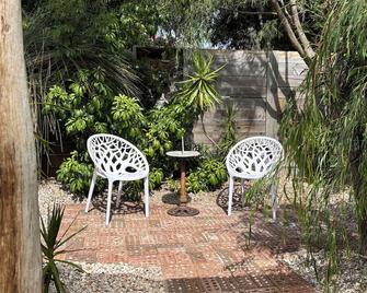 Moondah Lodge (-Dunsborough) - Dunsborough - Patio
