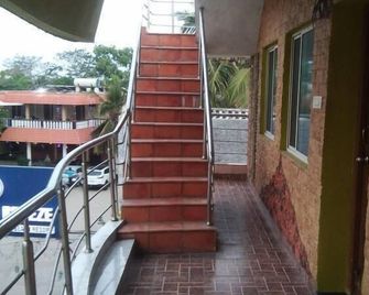 Rainbow Guest House - Mahabalipuram
