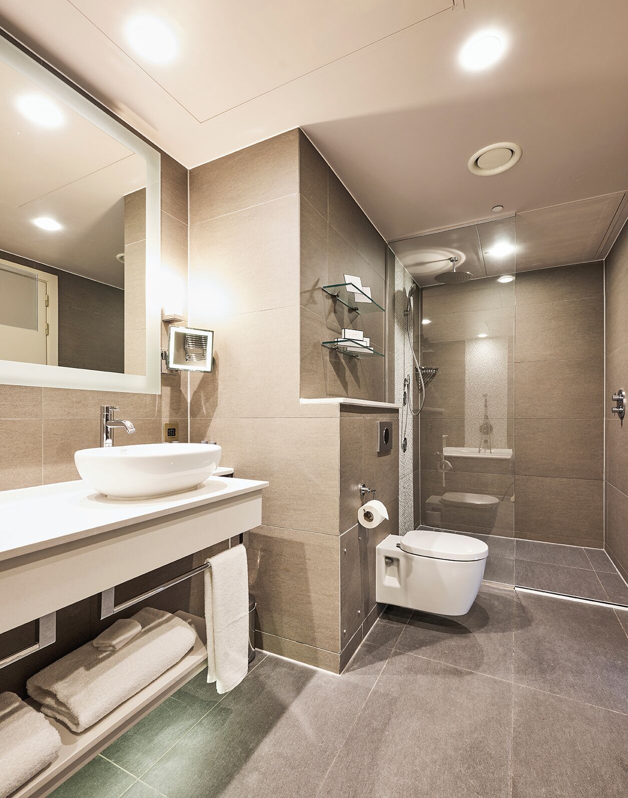 Genting Hotel & Spa at Resorts World Birmingham - סוליהול