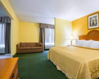 Franklin Inn & Suites - Franklin