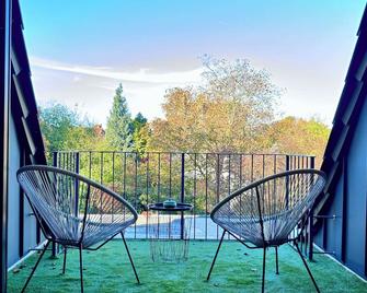 Apartment Roof - Minden - Balcon