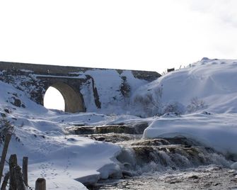 Chalet de la Rule / Vue panoramique sur l'Aubrac - Nasbinals - Edificio