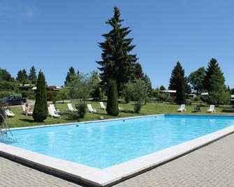 Azur Camping Schwäbische Alb - Erpfingen - Piscina