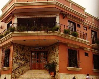 Hotel Acropolis Maya - Copán - Gebäude