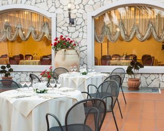 Yellow Park Hotel - Forchia - Restaurante