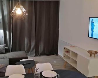 Apartment For Curists And Others - Dax - Living room