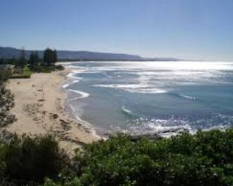Sky Accommodation - Wollongong - Plaj