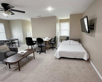 Private Loft Apartment · Private Guest Home - Marietta