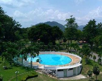Vasu Hotel Mahasarakham - Maha Sarakham - Pool