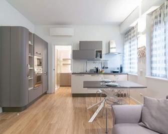 Italian Experience-Vittoria Suite - Pavía - Cocina