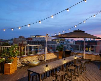 The Ven at Embassy Row, Washington, D.C., a Tribute Portfolio Hotel - Washington, D.C. - Balcony