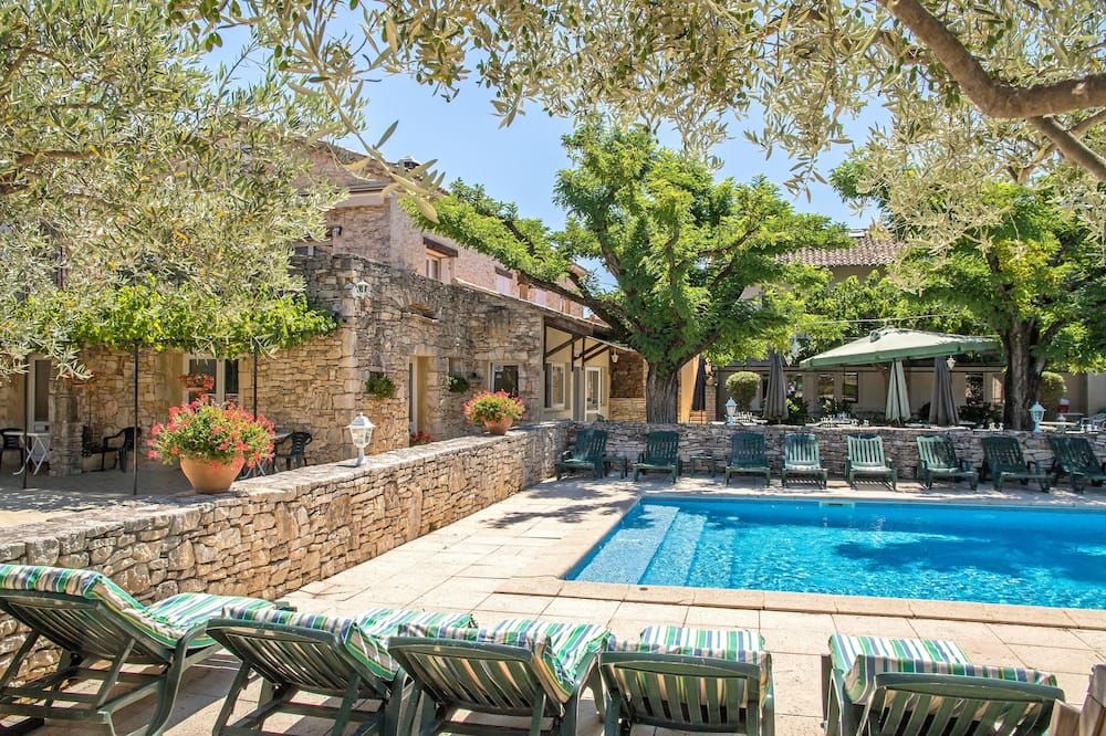 Logis Hôtel Restaurant L'Escarbille - Saint-Martin-d’Ardèche - Piscina