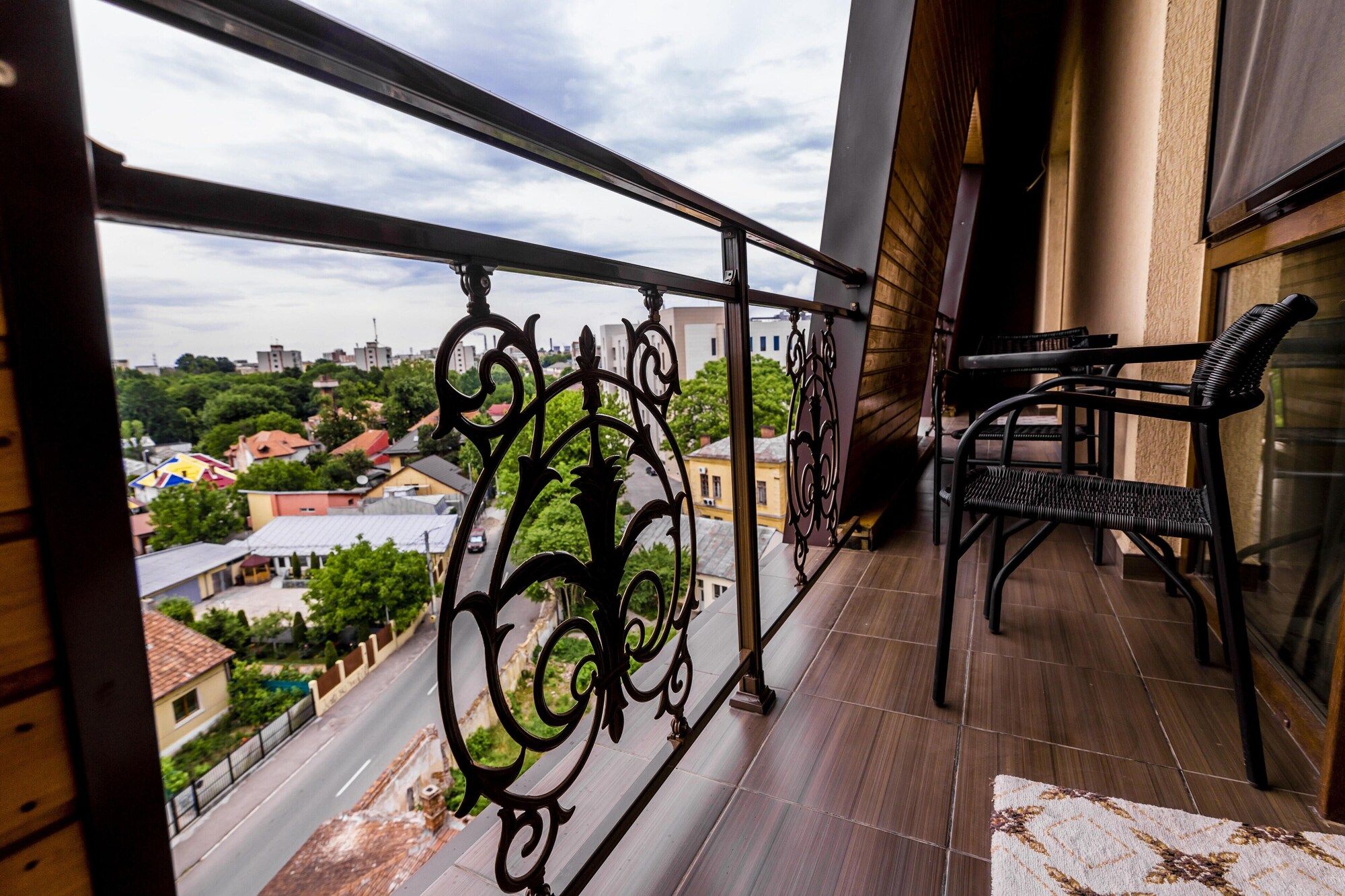 هوتل جولدن هاوس