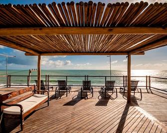 Porto Suites Natal Hotel - נאטאל - מרפסת