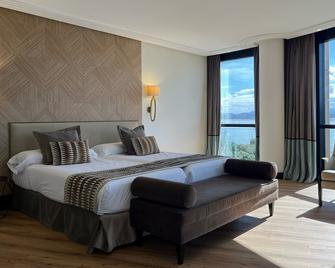 Hotel Bahia - Santander - Camera da letto