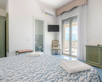 Hotel Poseidon - Belvedere Marittimo - Schlafzimmer